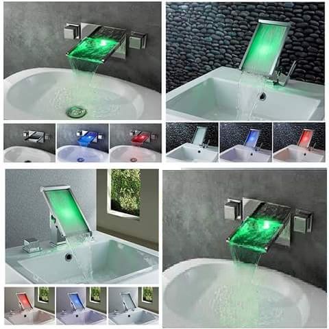 Grifos de baño con luz - DUCHAMANIA