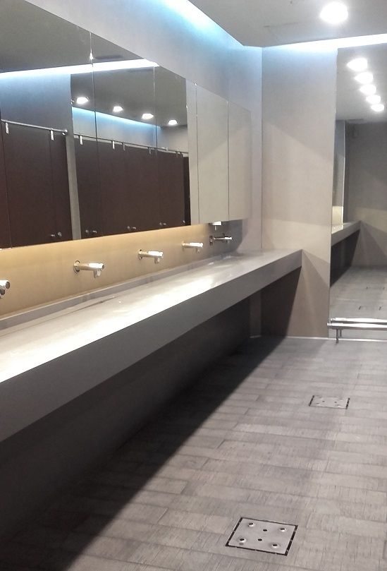 Baños públicos de diseño - DUCHAMANIA